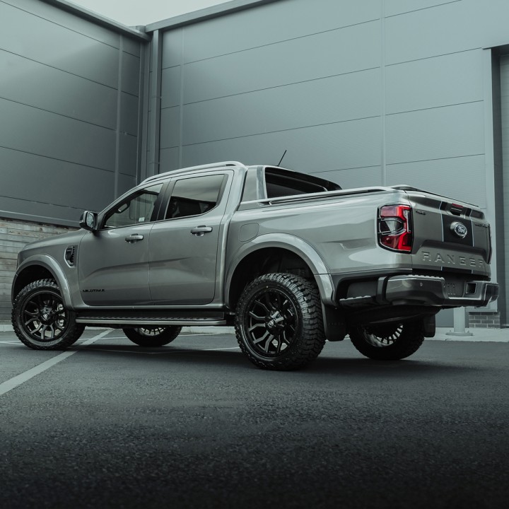 Body Kit, Predator Shadow Build - Stage 1 New, Ford Ranger Cabină Dublă 2023 - Prezent - EDK.ro