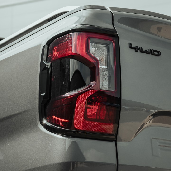 Capace Stopuri, Predator, Culoare Negru Mat sau Lucios, Ford Ranger Cabină Dublă 2023 - Prezent - EDK.ro