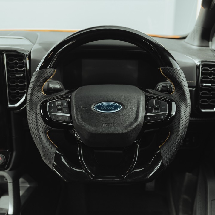 Steering Wheel, Predator Wildtrak in and Heated, Color Lustrous Black, Ford Ranger Double Cab 2023 - Present - EDK.ro