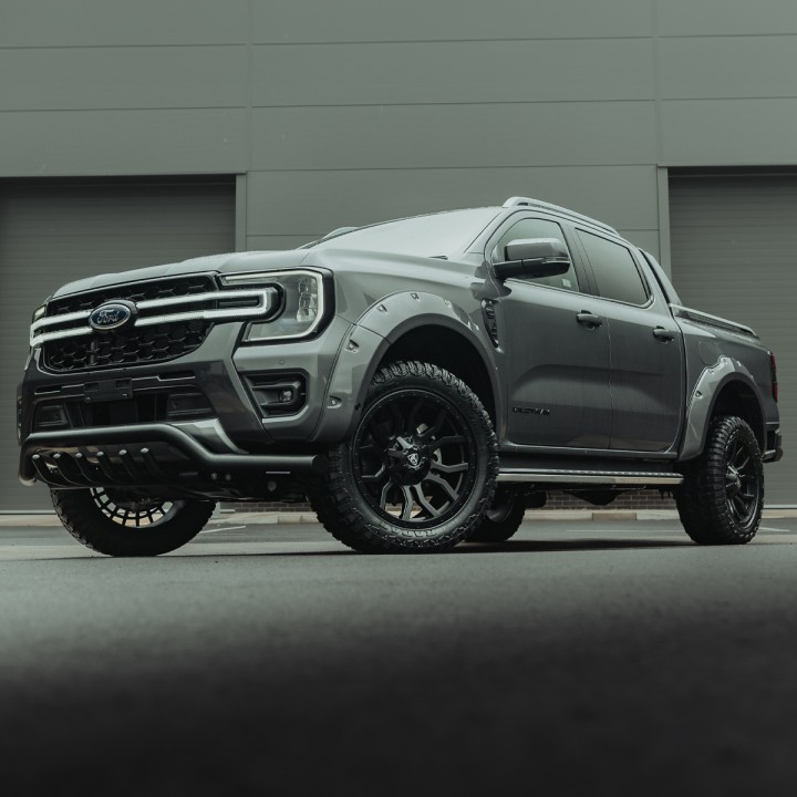 Fender Flares, Predator Sport in - Stainless Rivets, Color Various Colours, Ford Ranger Wildtrak Double Cab 2023 - Present - EDK