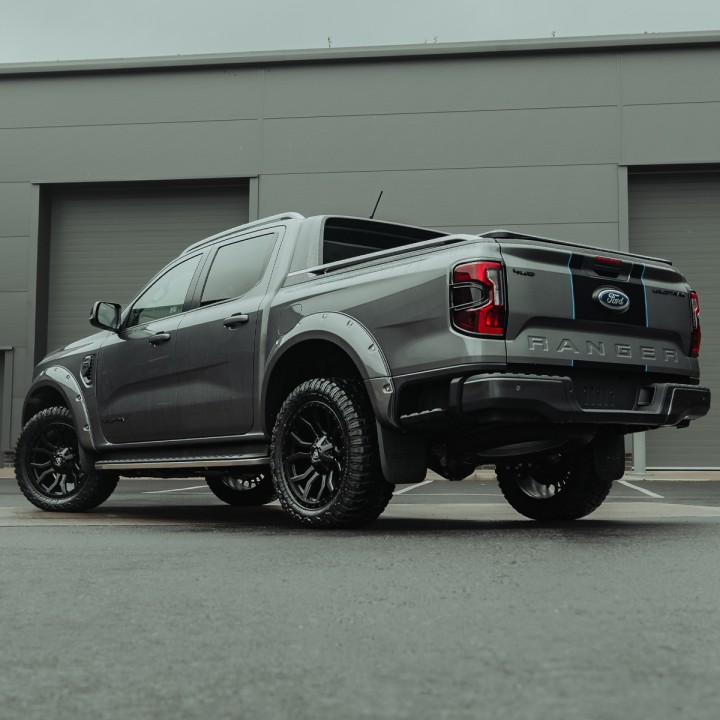 Extensii Aripi, Predator Sport in - Inox Rivets, Culoare Diverse Culori, Ford Ranger Wildtrak Cabină Dublă 2023 - Prezent - EDK.