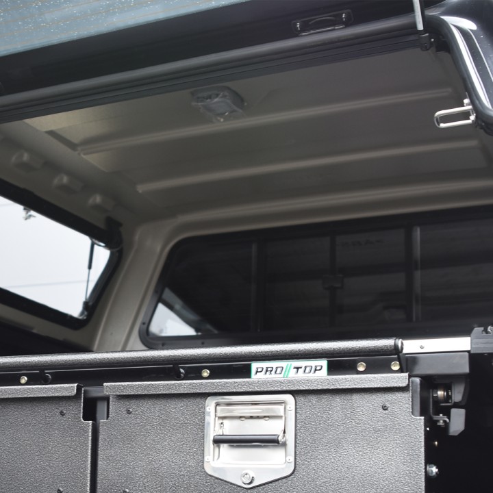 Închidere de Benă Tip Hardtop, Aeroklas Lift-Up, Ford Ranger Cabină Dublă 2023 - Prezent - EDK.ro