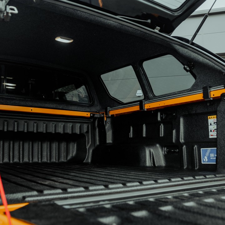 Închidere de Benă Tip Hardtop, Alpha Type-E Air, Ford Ranger Cabină Dublă 2023 - Prezent - EDK.ro