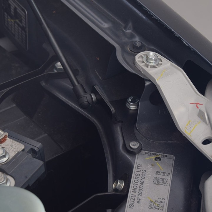 Kit Amortizoare Capotă pe Gaz, Stabilus, Isuzu D-Max Cabină Dublă 2012 - 2020 - EDK.ro