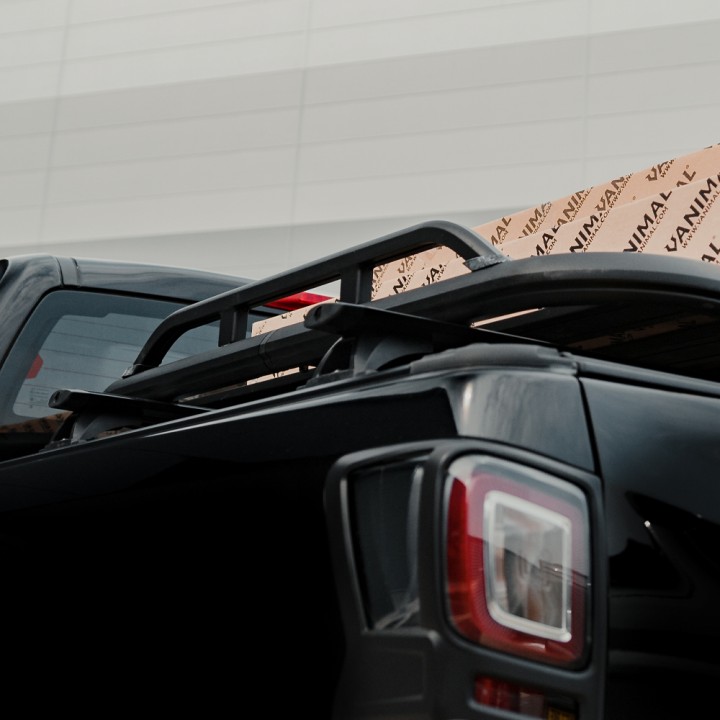 Portbagaj de Plafon tip Platformă, Predator Roller Shutters cu Șine Laterale), Isuzu D-Max Cabină Dublă 2021 - 2024 - EDK.ro