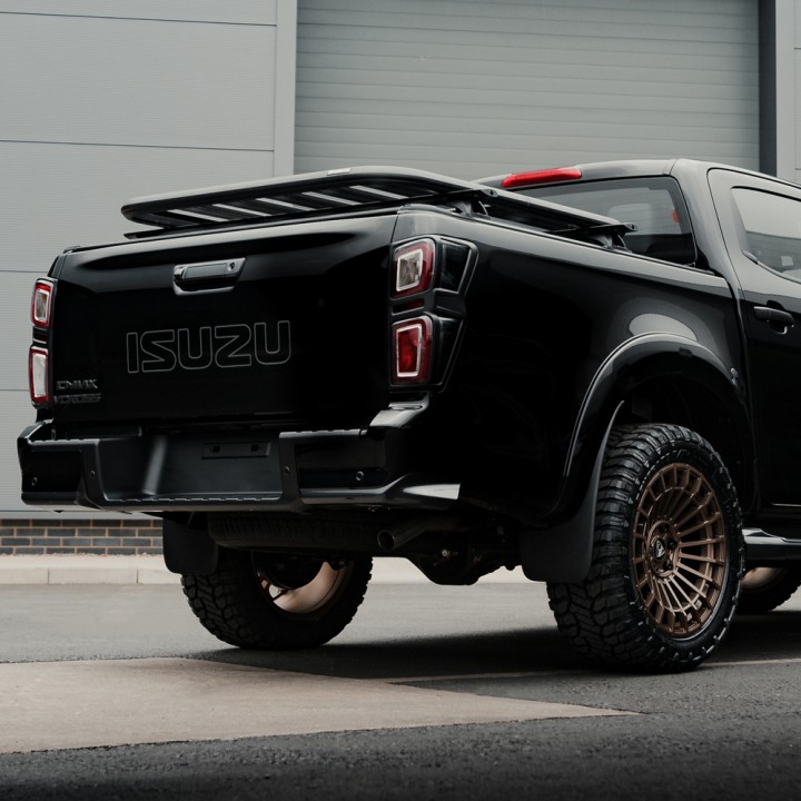 Platform Roof Rack, Predator Roller Shutters (Without Side Rails), Isuzu D-Max Double Cab 2024 - EDK.ro