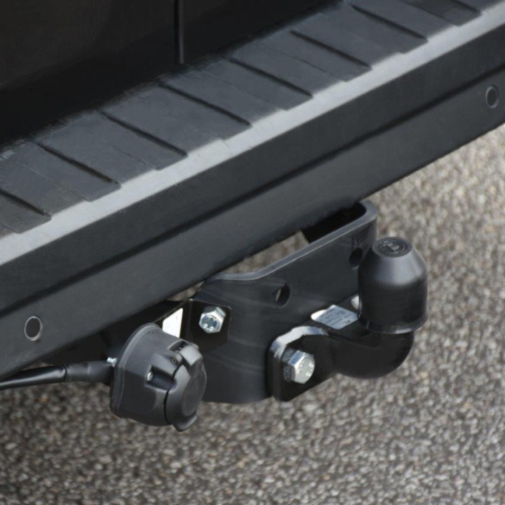 Cârlig de Remorcare Fix cu Flanșă Heavy Duty, Trux, Isuzu D-Max 2021 - 2024 - EDK.ro