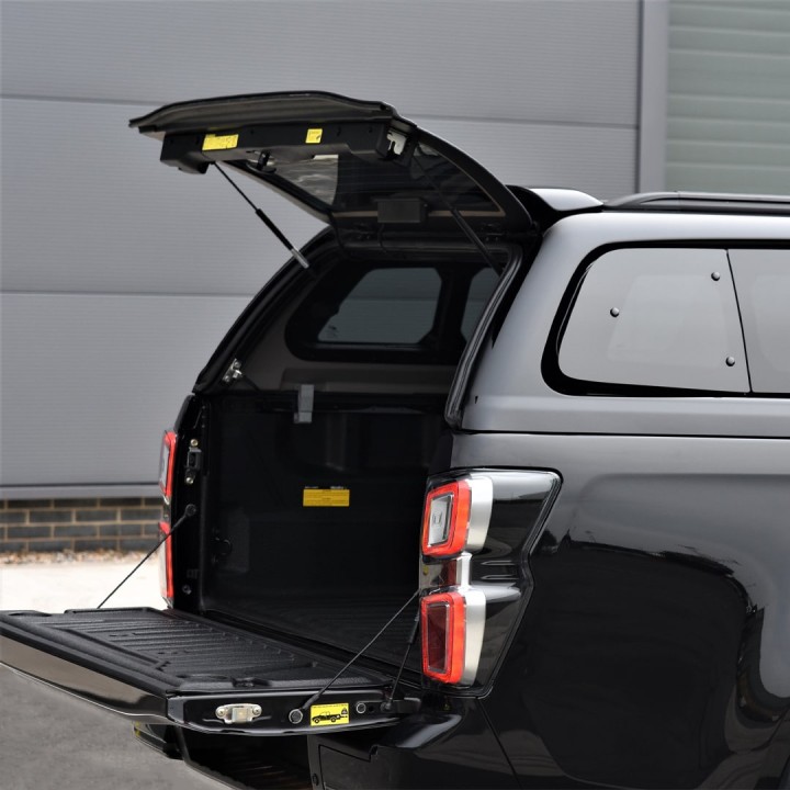 Închidere de Benă Tip Hardtop, Aeroklas Leisure, Isuzu D-Max Cabină Dublă 2025 - Prezent - EDK.ro
