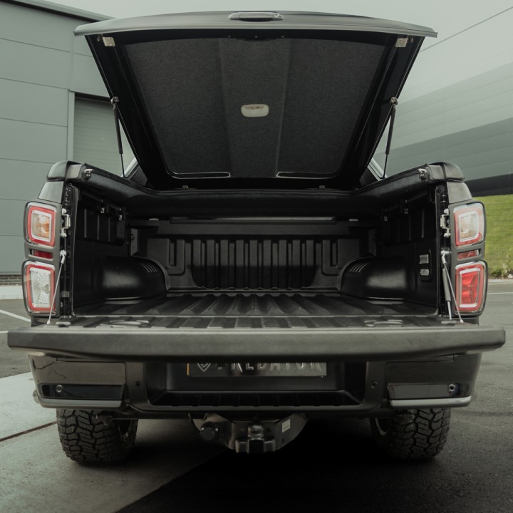 Fullbox Bed Cover, Alpha SC-Z, Isuzu D-Max Double Cab 2025 - Present - EDK.ro