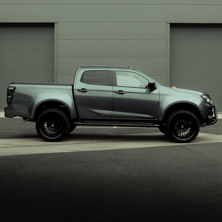 Extensie, Predator Ultra Lat Wheel Arch S, Culoare Diverse Culori, Isuzu D-Max Cabină Dublă 2025 - Prezent - EDK.ro