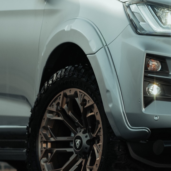 Extensie, Predator Wheel Arch Kit, Culoare Culoarea Caroseriei, Isuzu D-Max Cabină Dublă 2025 - Prezent - EDK.ro