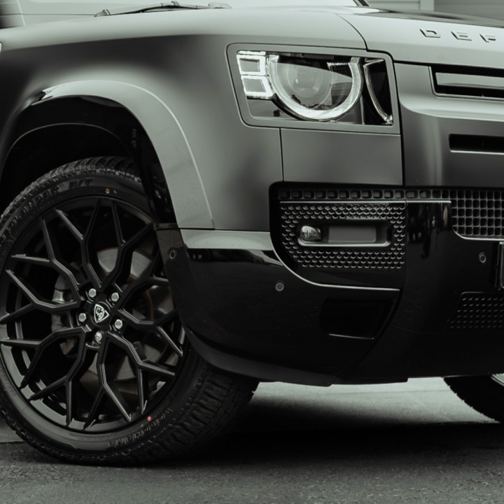 Capace Bara de Protecție Negru Lucios - Set de 4, Predator, Culoare Negru Lucios, Land Rover Defender 2020 - Prezent - EDK.ro
