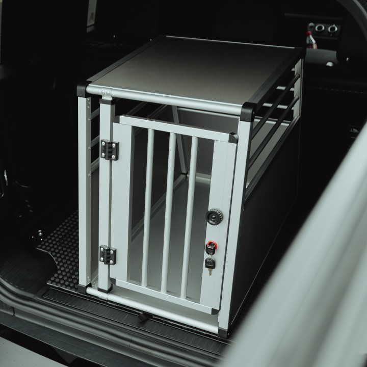 Dog Box, Trux Lightweight with Single Door for - 2 Sizes, Land Rover Defender 90 / 110 2020 - Present - EDK.ro