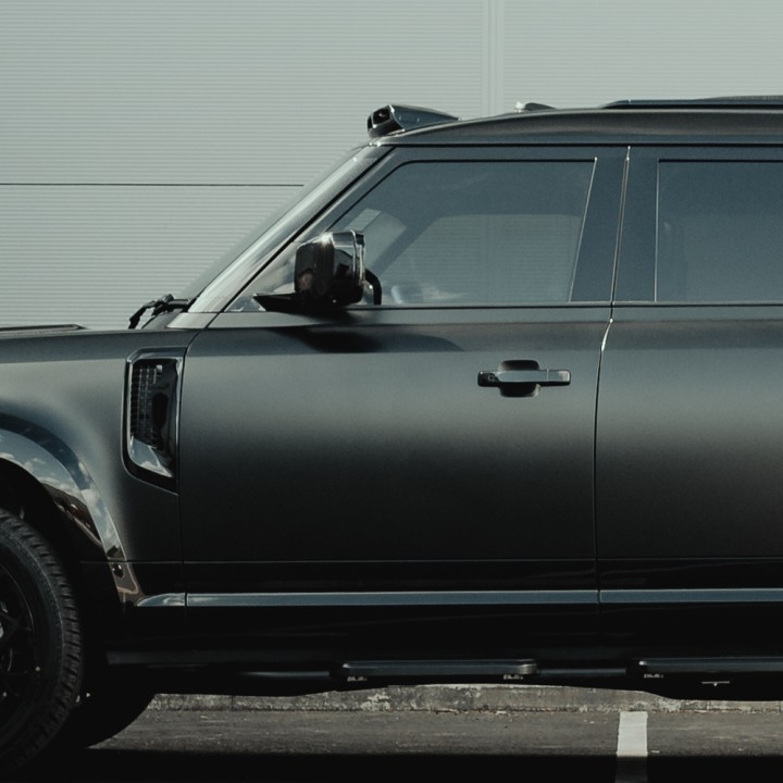 Kit de Integrare Proiectoare LED Omologate Pentru Plafon, Predator, Land Rover Defender - EDK.ro
