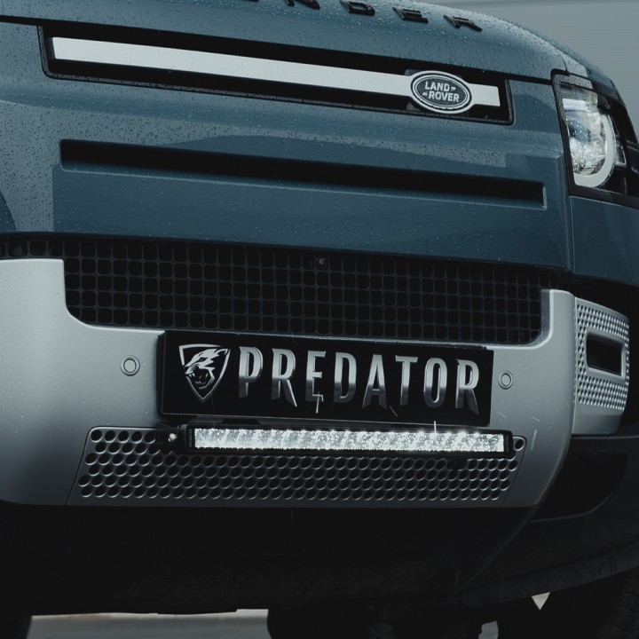 Kit de Integrare Proiectoare LED Omologate Pentru Numărul de Înmatriculare, Predator, Land Rover Defender - EDK.ro