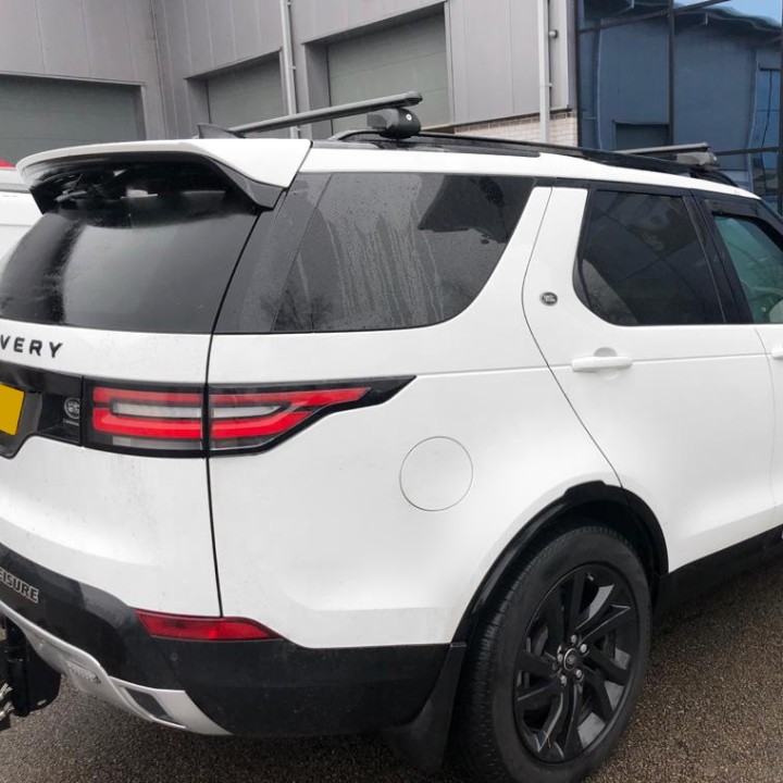 Bare Transversale de Plafon, Trux LR5 pentru Șine de Plafon, Culoare Negru, Land Rover Discovery 5 2017 - Prezent - EDK.ro