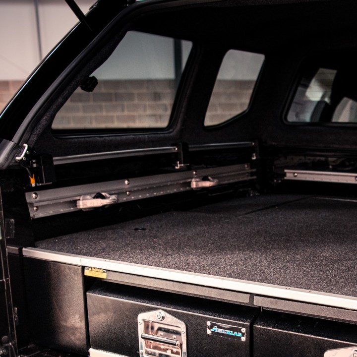 Închidere de Benă Tip Hardtop, Alpha Type-E, Mercedes-Benz X-Class Cabină Dublă 2017 - 2020 - EDK.ro