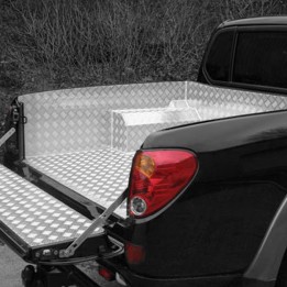 Capitonaj Pentru Benă cu Margine, Aeroklas Liner, Mitsubishi L200 Cabină Dublă 2005 - 2015 - EDK.ro