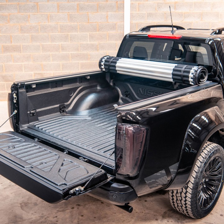 Soft Top Tonneau Bed Cover, Predator Ezy Roll, Mitsubishi L200 Double Cab 2015 - 2021 - EDK.ro