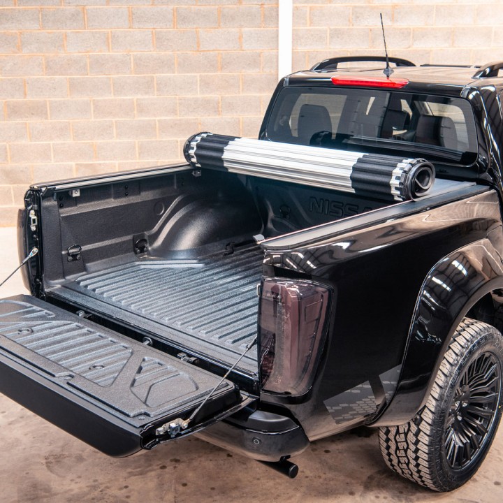 Soft Top Tonneau Bed Cover, Predator Ezy Roll, Mitsubishi L200 Double Cab 2015 - 2021 - EDK.ro