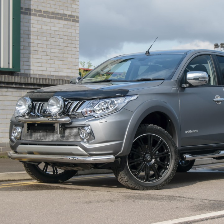Deflector Capotă, Trux Triton, Culoare Fumuriu Închis, Mitsubishi L200 2015 - 2019 - EDK.ro