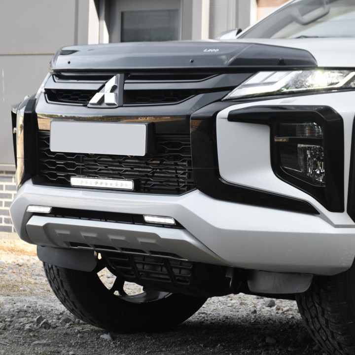 Capac Proiector Ceață, Predator Series 6 Various Colours, Mitsubishi L200 Cabină Dublă 2019 - 2021 - EDK.ro