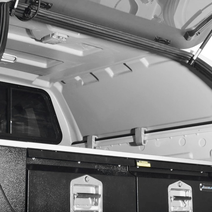 Închidere de Benă Tip Hardtop, Aeroklas Commercial, Mitsubishi L200 Cabină Dublă 2019 - 2021 - EDK.ro