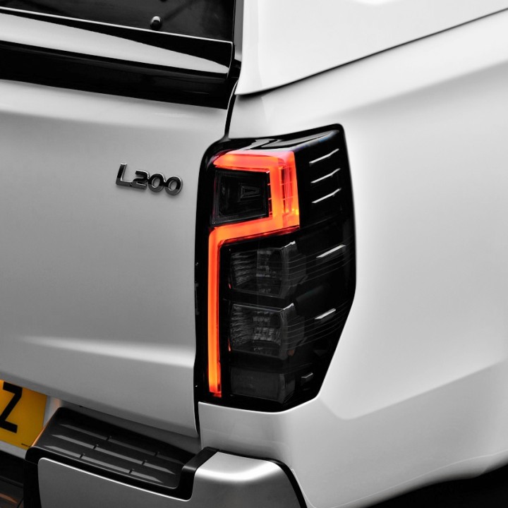 Stopuri LED, Predator Dynamic, Mitsubishi L200 Cabină Dublă / Cabină Extra 2019 - 2021 - EDK.ro
