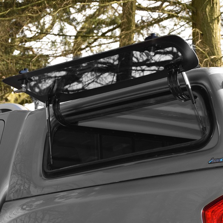Închidere de Benă Tip Hardtop, Aeroklas Leisure, Nissan Navara Cabină Dublă 2016 - 2021 - EDK.ro