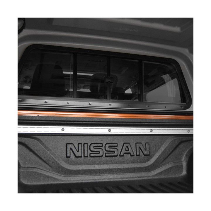 Închidere de Benă Tip Hardtop, Aeroklas Leisure, Nissan Navara Cabină Dublă 2016 - 2021 - EDK.ro