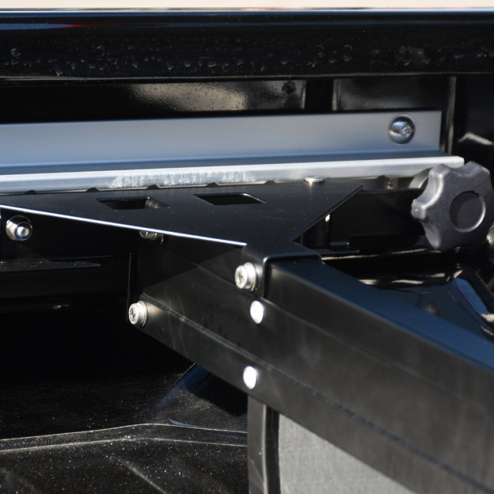 Separator Benă, Mountain Top Cargo Manager, Nissan Navara Cabină Dublă / Cabină Extra 2016 - 2021 - EDK.ro