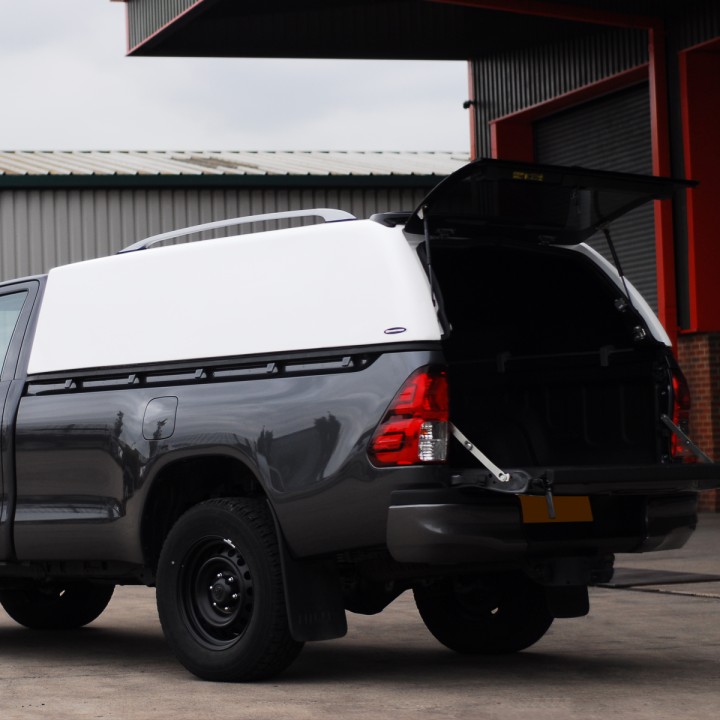Închidere de Benă Tip Hardtop, Carryboy 560 Commercial, Toyota Hilux Cabină Single 2005 - 2016 - EDK.ro