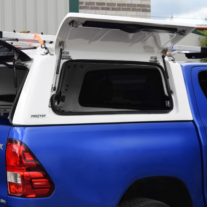 Închidere de Benă Tip Hardtop, ProTop Gullwing, Toyota Hilux Cabină Dublă 2016 - Prezent - EDK.ro