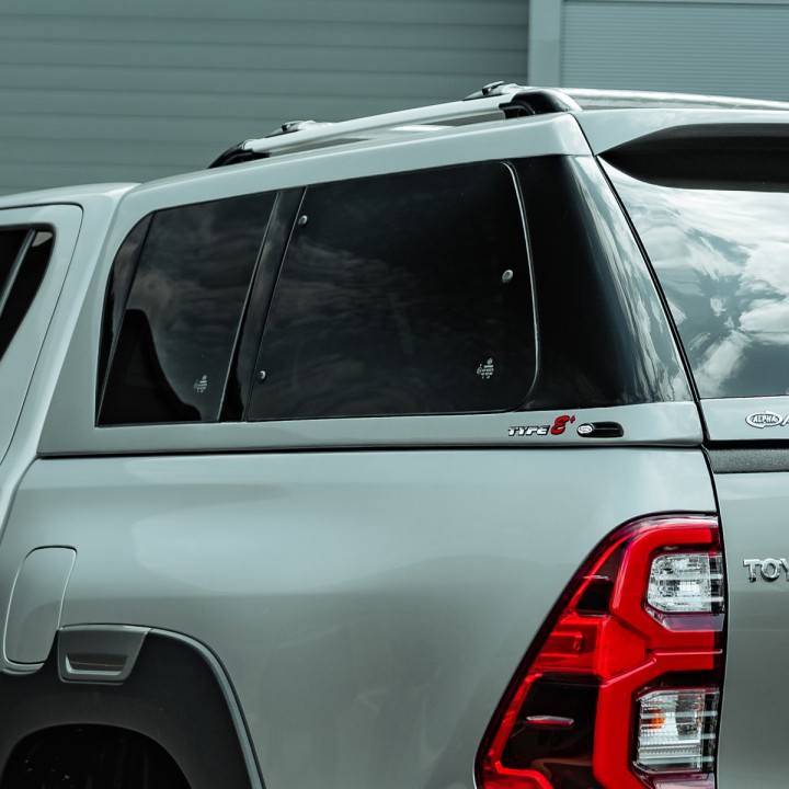 Hardtop Bed Cover, Alpha Type-E, Toyota Hilux Double Cab 2016 - Present - EDK.ro