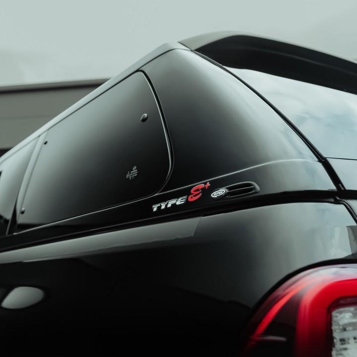 Hardtop Bed Cover, Alpha Type-E, Toyota Hilux Double Cab 2016 - Present - EDK.ro
