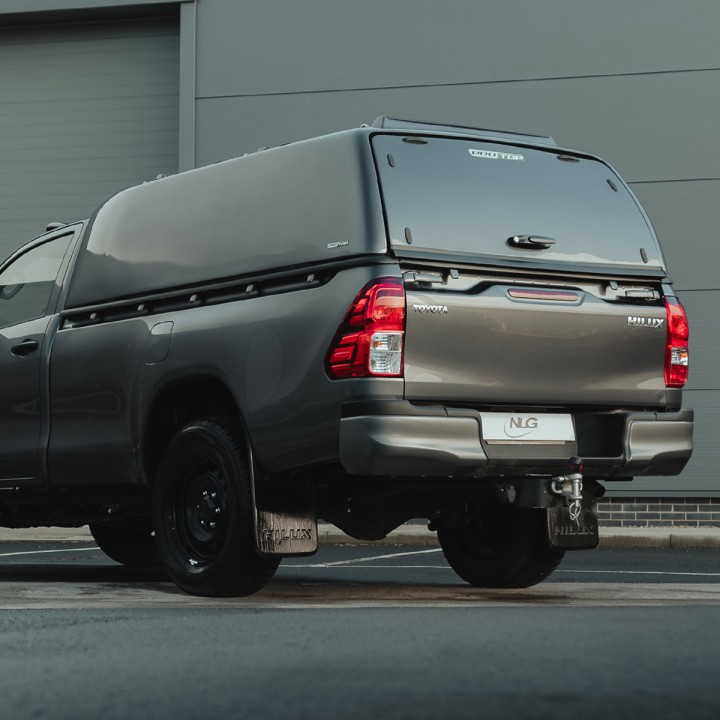 Închidere de Benă Tip Hardtop, ProTop Tradesman, Toyota Hilux Cabină Single 2016 - 2026 - EDK.ro
