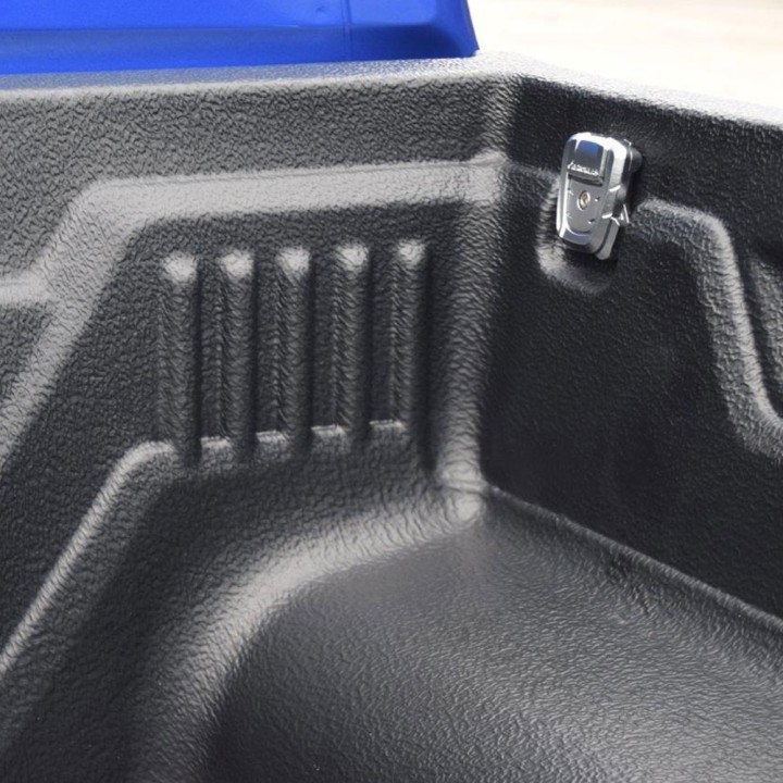 Capitonaj Pentru Benă cu Margine, Aeroklas Liner, Toyota Hilux Cabină Dublă 2016 - 2020 - EDK.ro