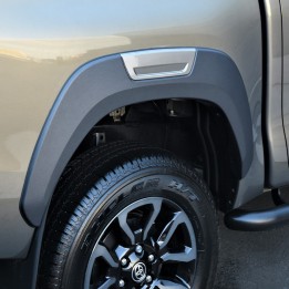 Fender Flares, Predator OE Style, Toyota Hilux Double Cab 2016 - 2020 - EDK.ro