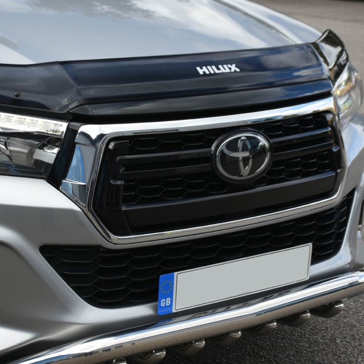 Deflector Capotă, Trux X cu Logo, Culoare Fumuriu Închis, Toyota Hilux Invincible Cabină Dublă 2018 - Prezent - EDK.ro