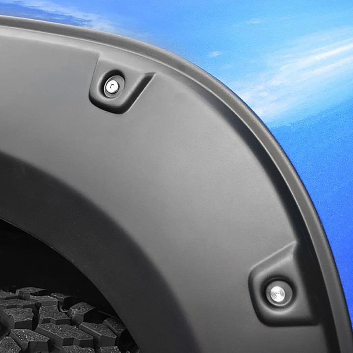 Extensii Aripi, Trux X cu Mic Rivets, Culoare Negru Mat, Toyota Hilux Invincible Cabină Dublă 2018 - 2020 - EDK.ro