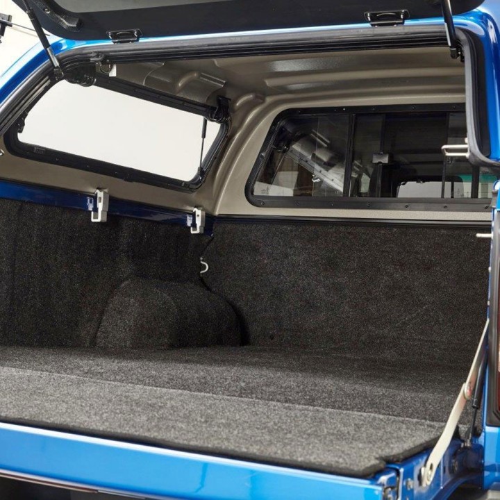 Închidere de Benă Tip Hardtop, Aeroklas Leisure, Toyota Hilux Cabină Dublă 2020 - 2026 - EDK.ro