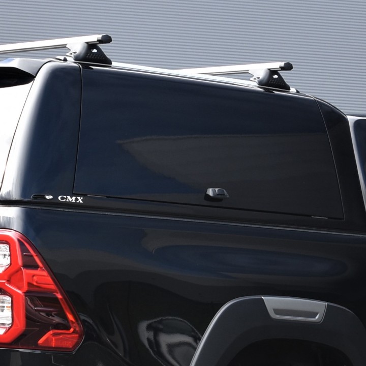 Închidere de Benă Tip Hardtop, Alpha CMX, Toyota Hilux Cabină Dublă 2020 - 2026 - EDK.ro