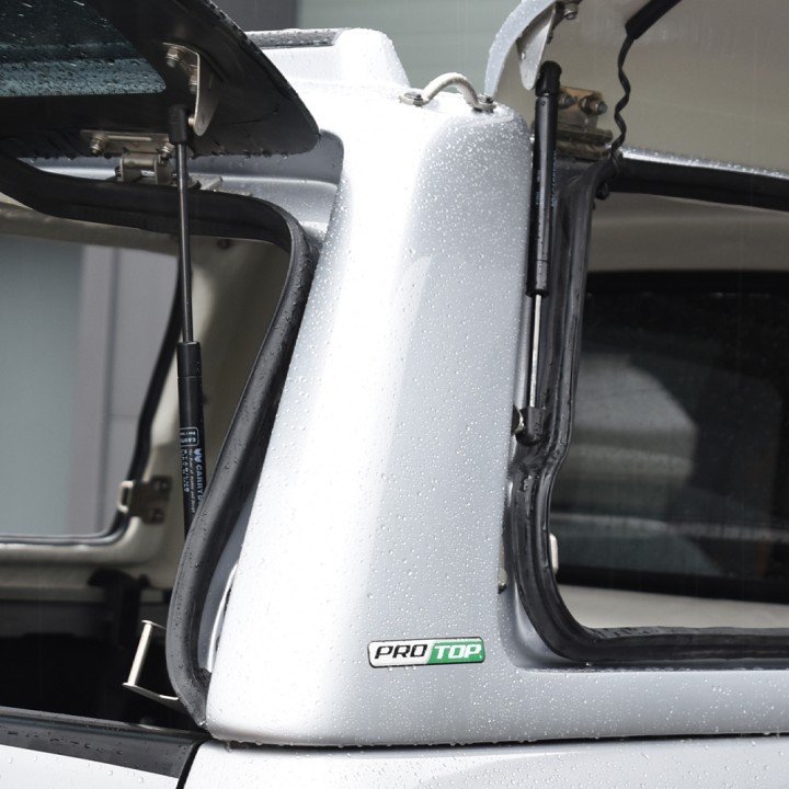 Închidere de Benă Tip Hardtop, ProTop Gullwing, Toyota Hilux Cabină Dublă 2020 - 2026 - EDK.ro