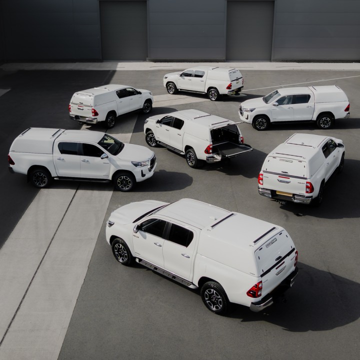 Închidere de Benă Tip Hardtop, ProTop Tradesman, Toyota Hilux Cabină Dublă 2020 - 2026 - EDK.ro
