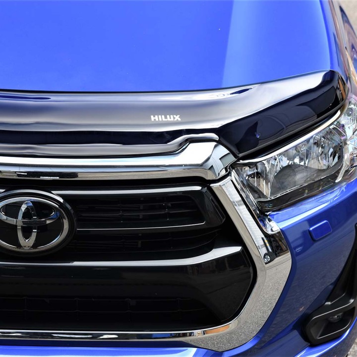 Deflector Capotă, Trux Acrylic cu Logo, Culoare Negru, Toyota Hilux 2021 - Prezent - EDK.ro