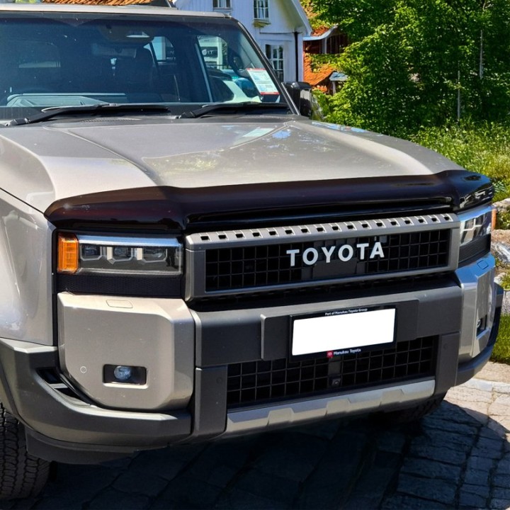 Deflector Capotă, Trux, Culoare Fumuriu Închis, Toyota Land Cruiser 250 2024 - Prezent - EDK.ro