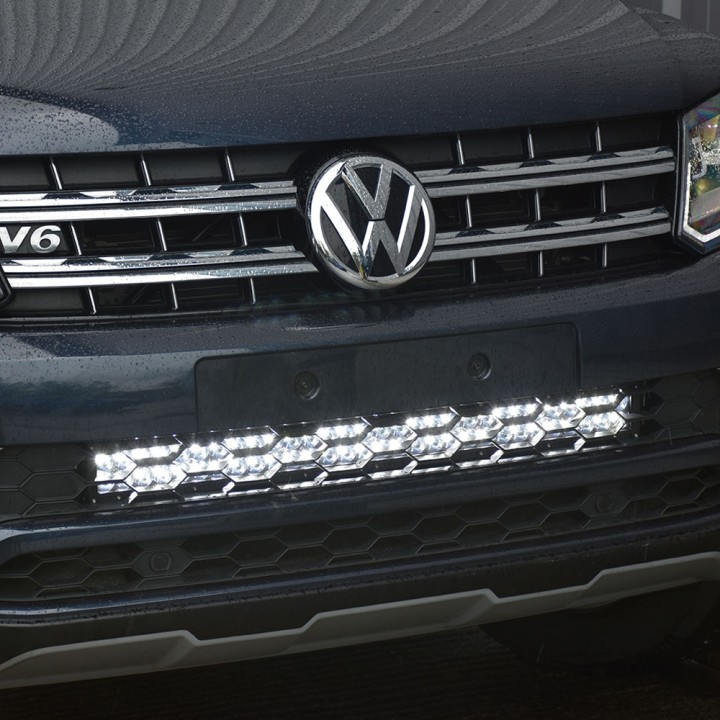 Kit de Integrare Proiectoare LED Omologate Pentru Grilă, Predator 30", Volkswagen Amarok Cabină Dublă 2017 - 2020 - EDK.ro