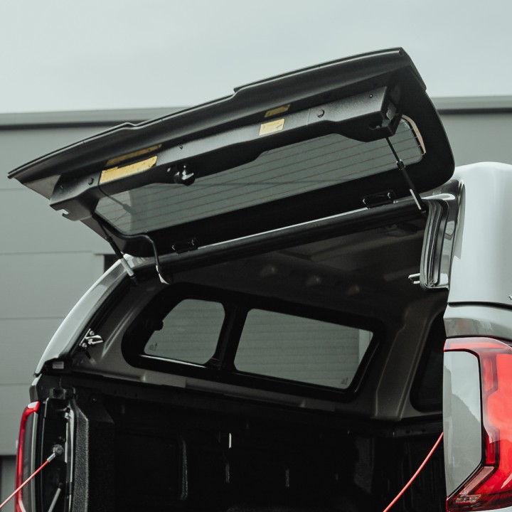 Hardtop Bed Cover, Aeroklas Leisure, Volkswagen Amarok Double Cab 2023 - Present - EDK.ro