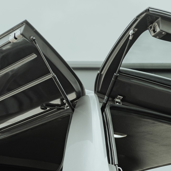 Închidere de Benă Tip Hardtop, Alpha CMX, Volkswagen Amarok Cabină Dublă 2023 - Prezent - EDK.ro