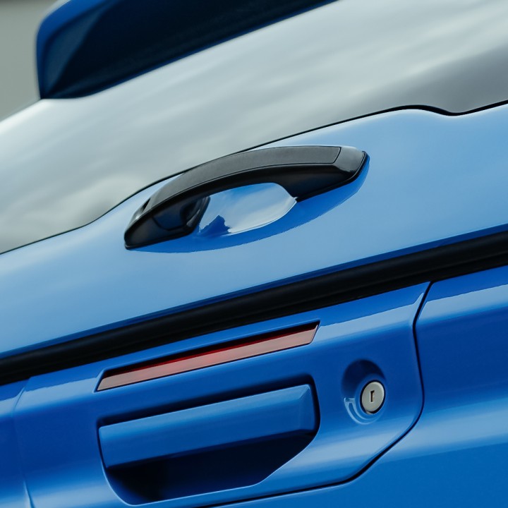 Hardtop Bed Cover, Alpha GSR, Volkswagen Amarok Double Cab 2023 - Present - EDK.ro